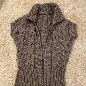 Elsamanda sweater vest.  Made in Italy